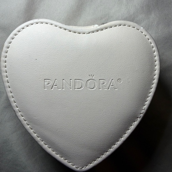 Pandora Handbags - Pandora Heart-Shaped White Case